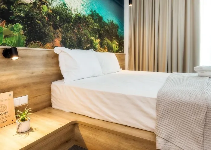 Epicentrum Fresh Nocleg ze śniadaniem 4*