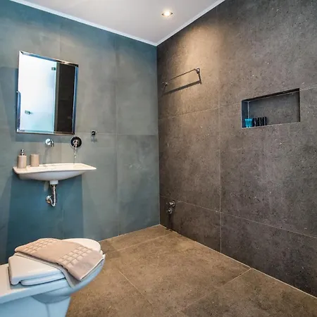 Epicentrum Fresh Oda ve Kahvaltı 4*