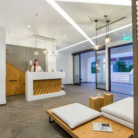 Frühstückspension Epicentrum Fresh 4*