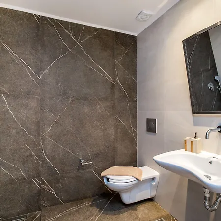 Frühstückspension Epicentrum Fresh 4*