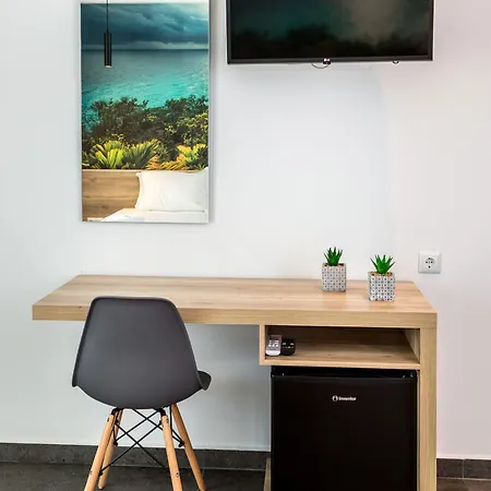 Epicentrum Fresh Frühstückspension 4*